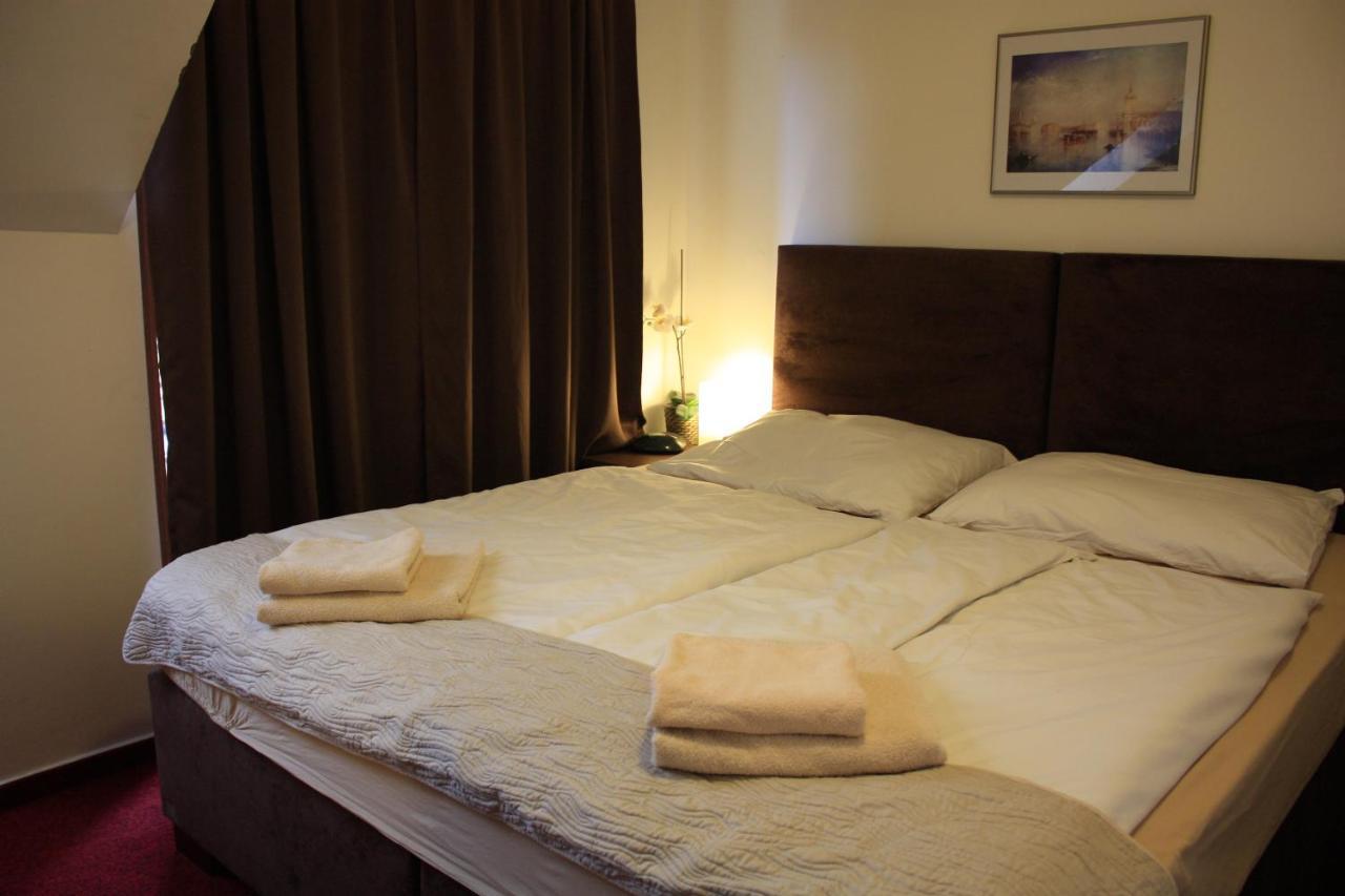 טרנבה Hotel Premier מראה חיצוני תמונה
