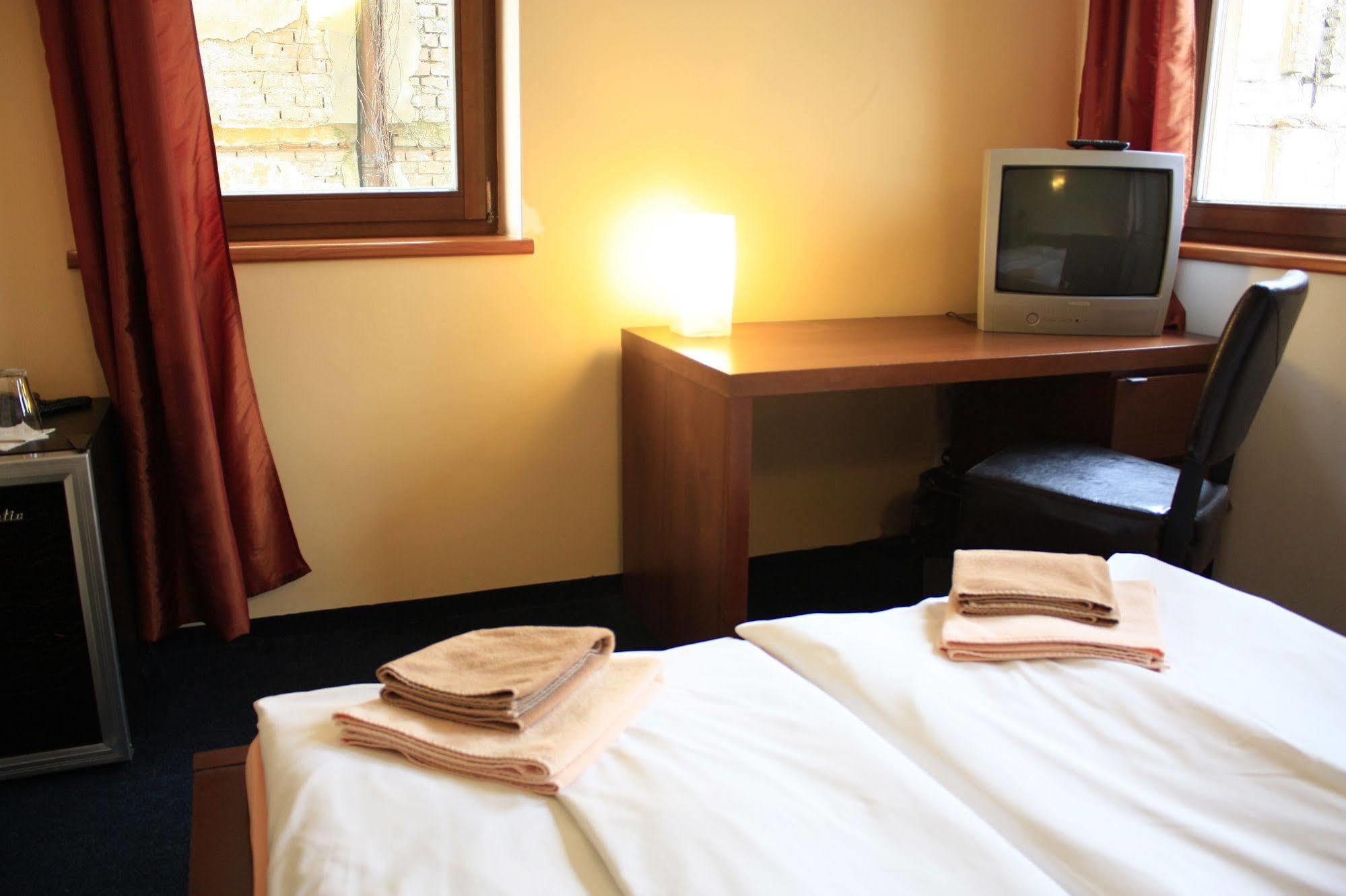 טרנבה Hotel Premier מראה חיצוני תמונה